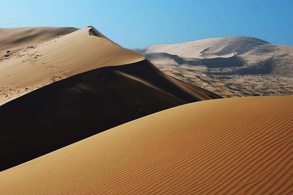 Badain Jaran Desert Hiking