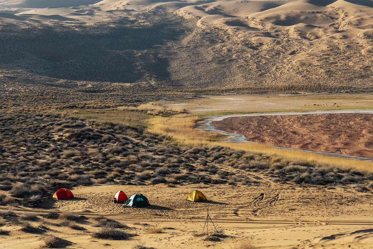 Badain Jaran Desert Hiking